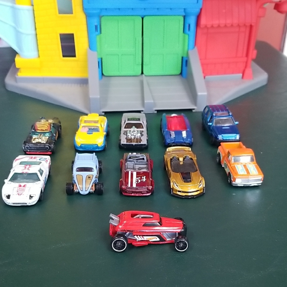 Hot Wheels Assorted Kids Toy Cars -  Multi-Color Set No. Four
